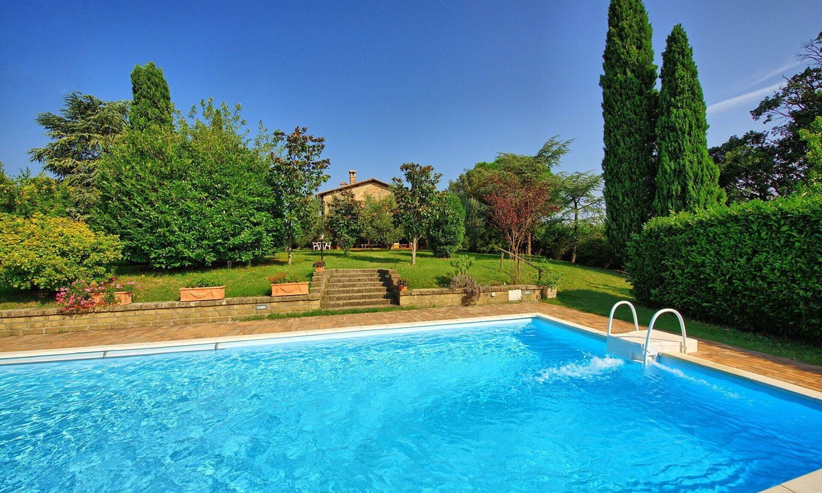 Cetona Villa | Beautiful private villa for 7 guests with A/C, private pool, TV and panoramic view