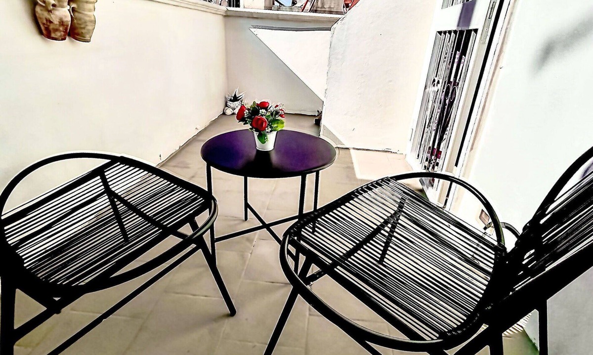 Mola di Bari House | Beautiful villa for 2 people with A/C, WIFI, TV and terrace