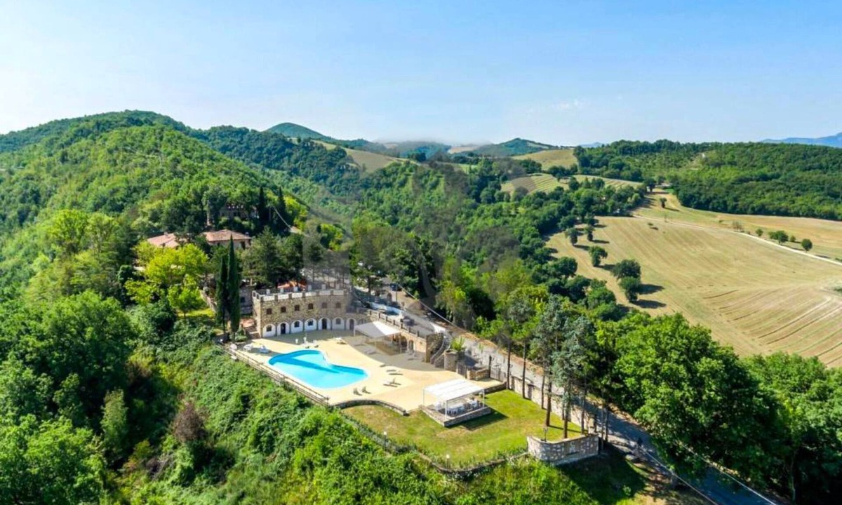 Fermignano Villa | Belvilla by OYO Villa Serra Alta 25