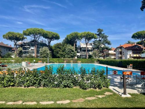Alba Apartment | Bilocale con balcone e piscina a Riccione