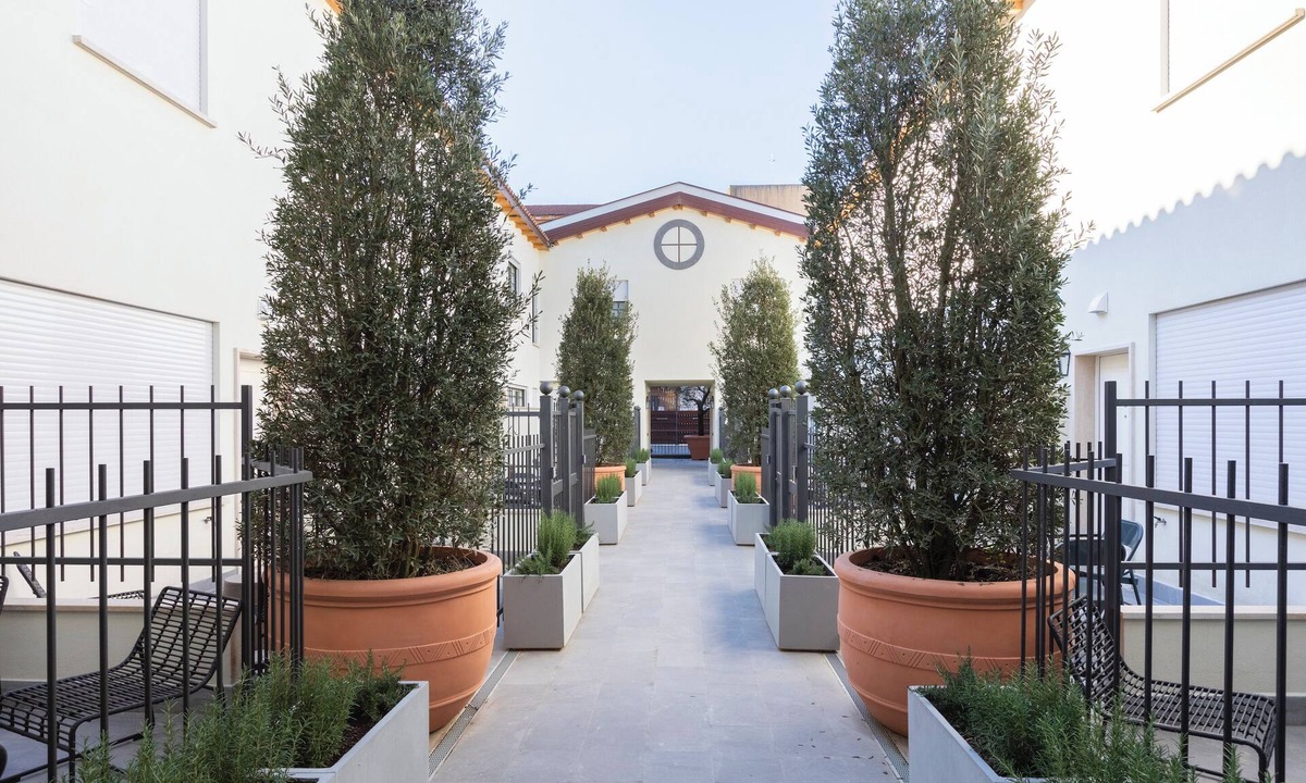 San Lorenzo Apartment | Bob W Rome San Lorenzo