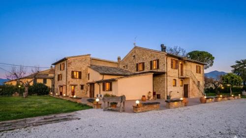 Castel Ritaldi House | BORGO LE MIMOSE Private Estate in Umbria with Pool and Restaurant