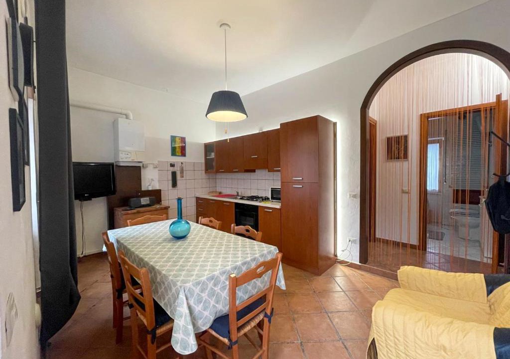 Avigliano House | Breaking Bed