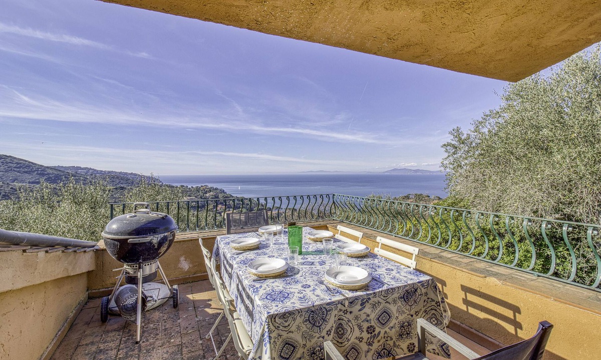 Monte Argentario House | Bright Home With Wonderful Sea View, Porto Santo Stefano, Italy