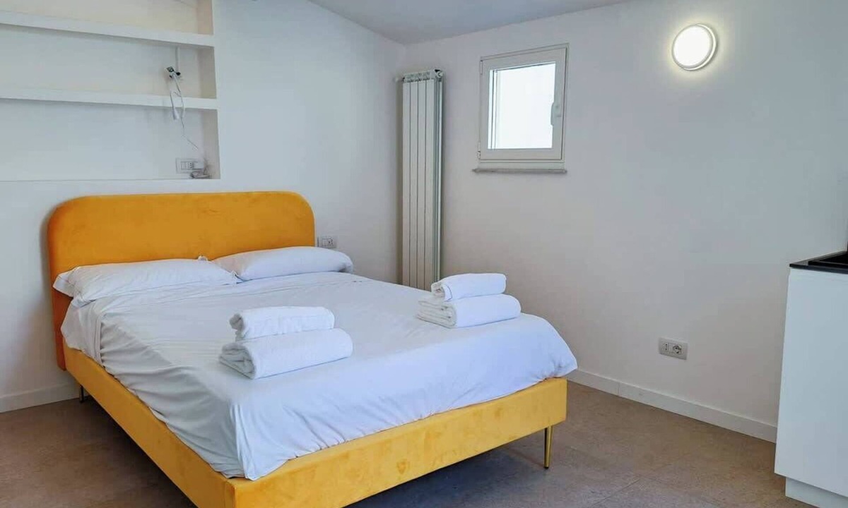 Rione III Colonna Apartment | BuddyRent - Trevi's Nest - Terrazza - 2 ospiti
