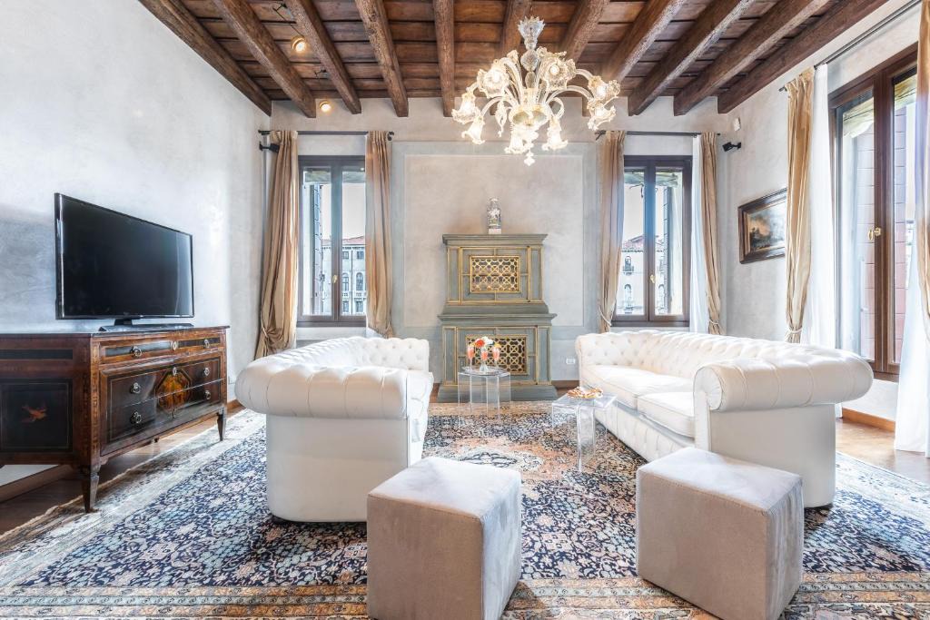 San Polo Apartment | Ca' Dei Diamanti Grand Canal