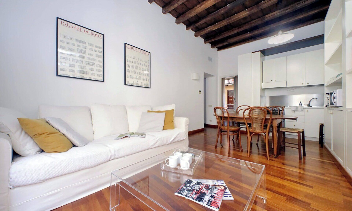 Navona Apartment | Campo de fiori 2 bedrooms apt