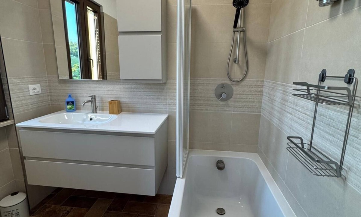 Roccastrada House | Casa Bella Vita- 2 bedroom 2 bath retreat