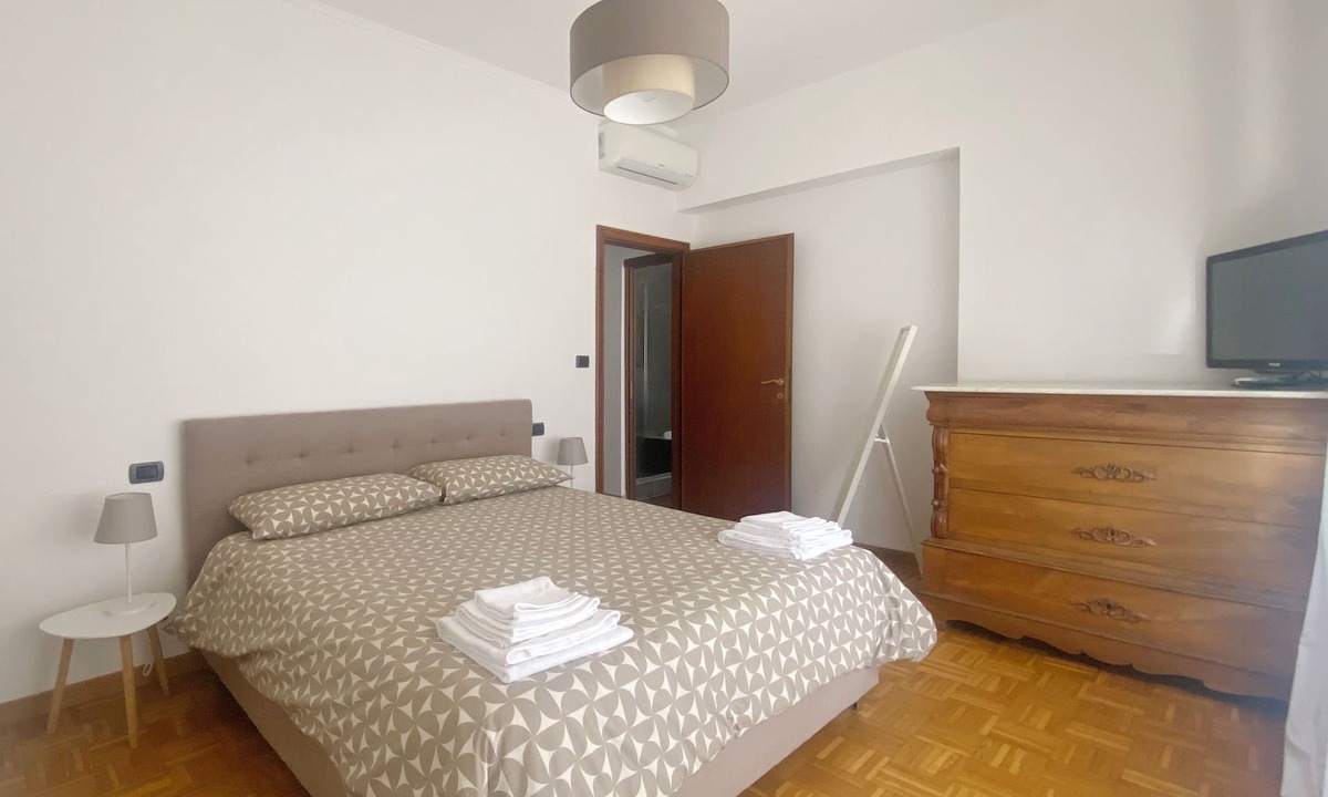 Quartiere XX Ardeatino Apartment | Casa Coco Maricò, apartment Roma Ardeatino Montagnola, for tourism and business