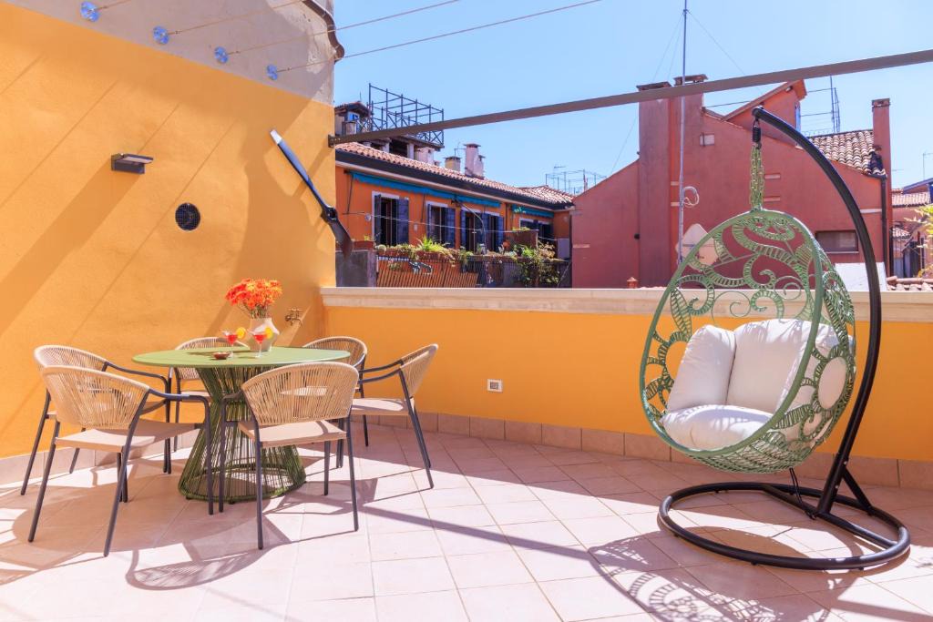 Santa Croce Apartment | Casa dell'Aviatore con terrazza sul giardino