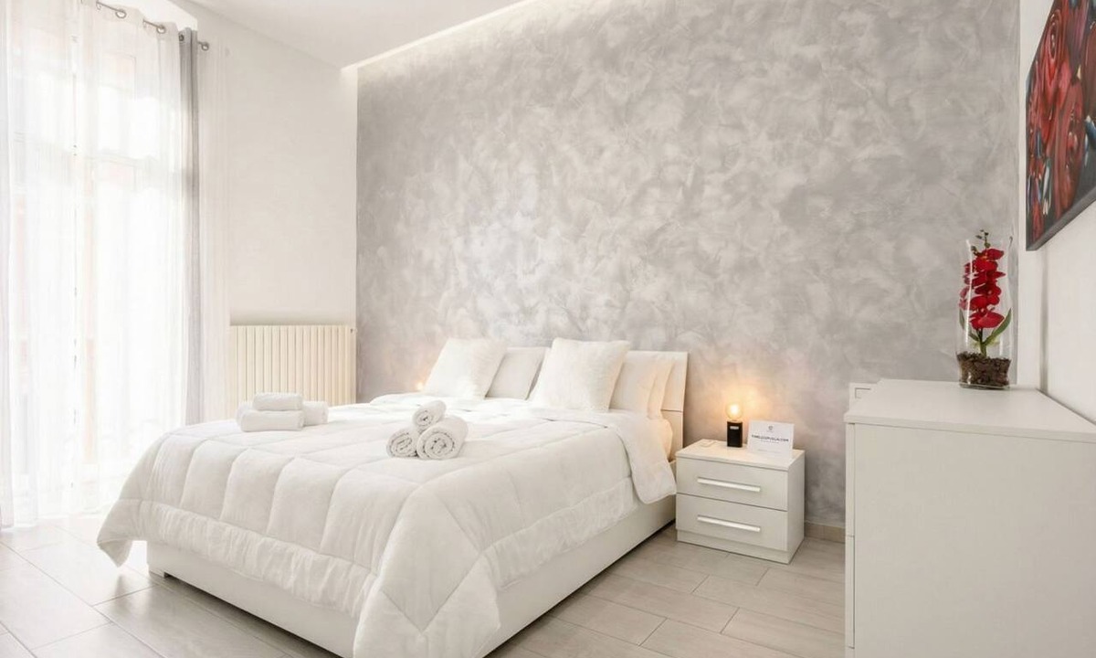 Municipio 1 Apartment | Casa di Carly - large cozy retreat in center