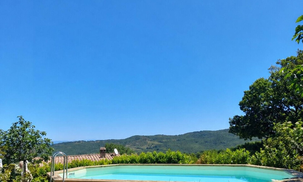 Piegaro House | Casa di Carma 10 Guest Home with Pool