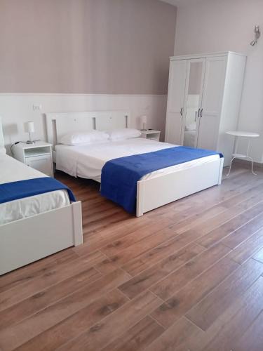 Margherita di Savoia Apartment | Casa di Pan - Palazzo Marconi