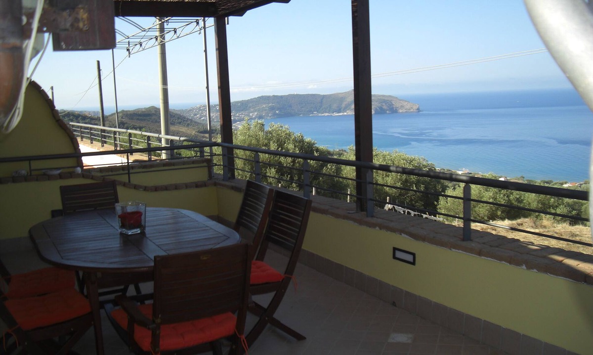 Pisciotta Apartment | CASA ELISABETTA apt. 2: magnificent view, Mediterranean Sea, Cilento