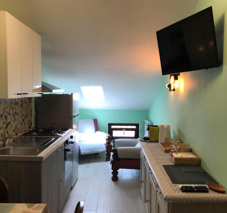 Sant'Angelo Le Fratte Apartment | Casa Finalmente 1
