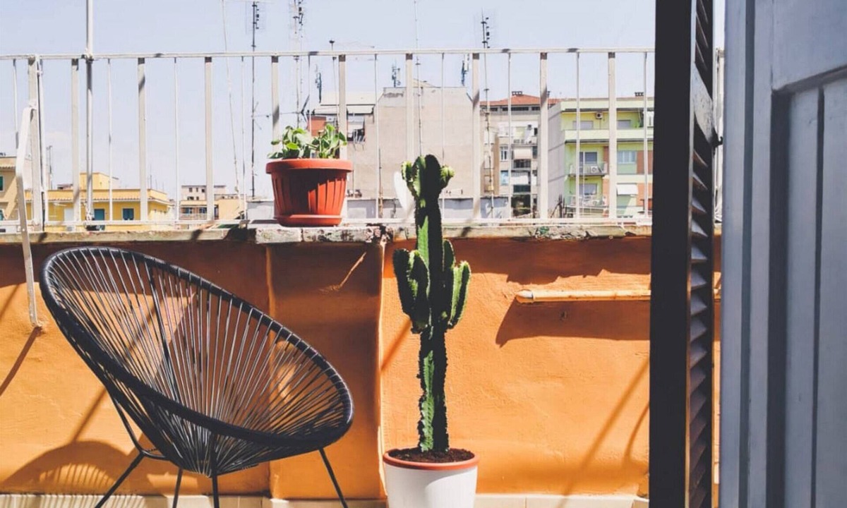 Tuscolano Apartment | CASA FRIDA, cozy bright attic with terrace.