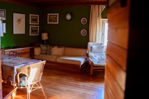 Ovindoli Apartment | Casa in centro storico stile chalet di montagna