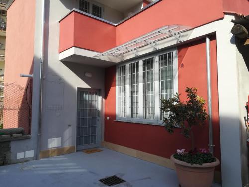 San Nicola La Strada House | casa mariuccia