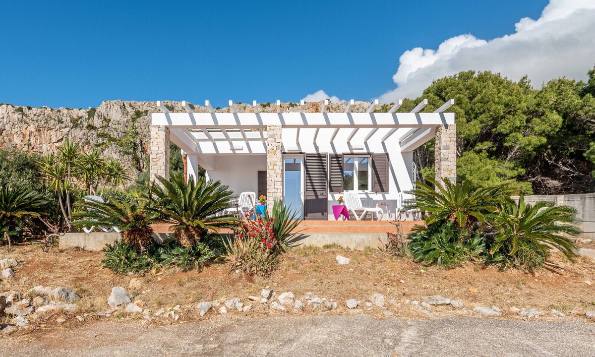 San Vito Lo Capo Ski Chalet | Casa Nino a San Vito Lo Capo by Wonderful Italy
