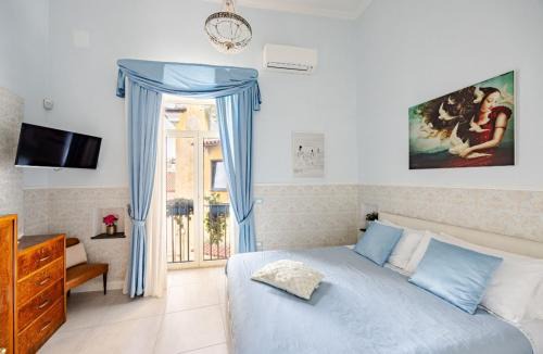 Centro Storico Apartment | Casa Parravano - Dimora storica vicino alla Reggia