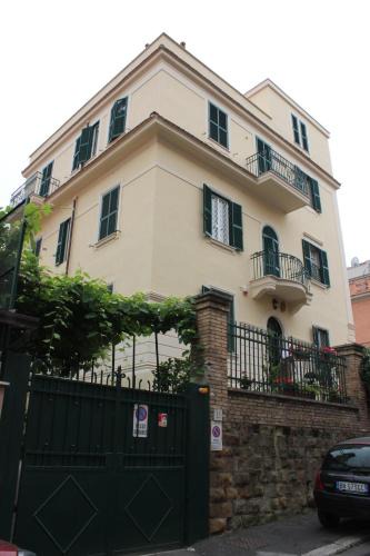 Gianicolo House | Casa per Ferie Beato Rosaz