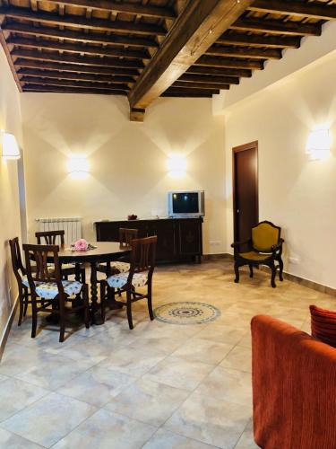 Sutri House | Casa Vacanze La Torretta