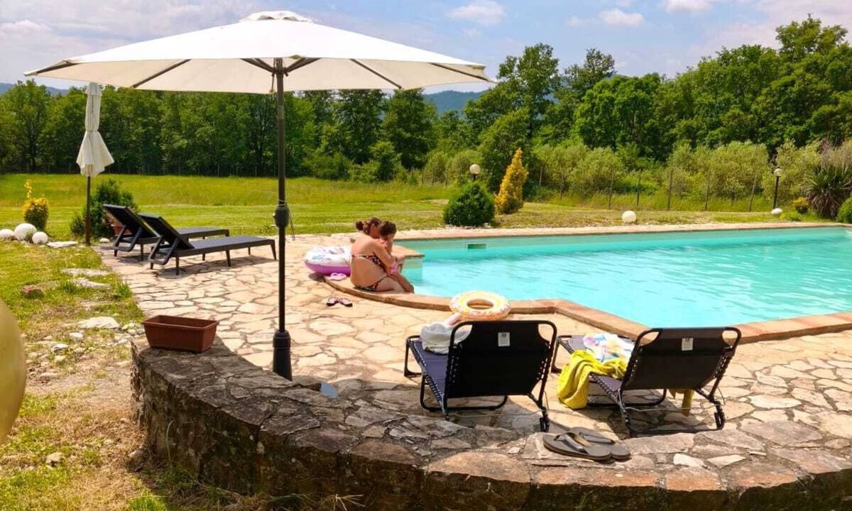 Avigliano Umbrio Apartment | ✨ Casale Caserinzio - Camellia