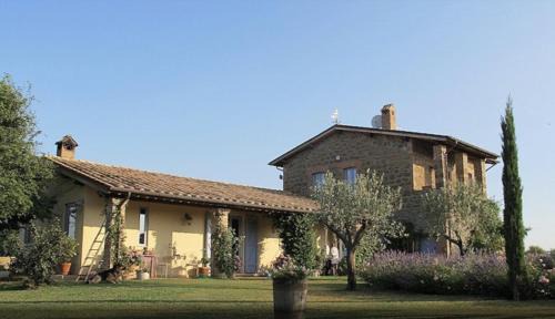 Viterbo Apartment | Casale del Rosmarino - Monolocale Melograno