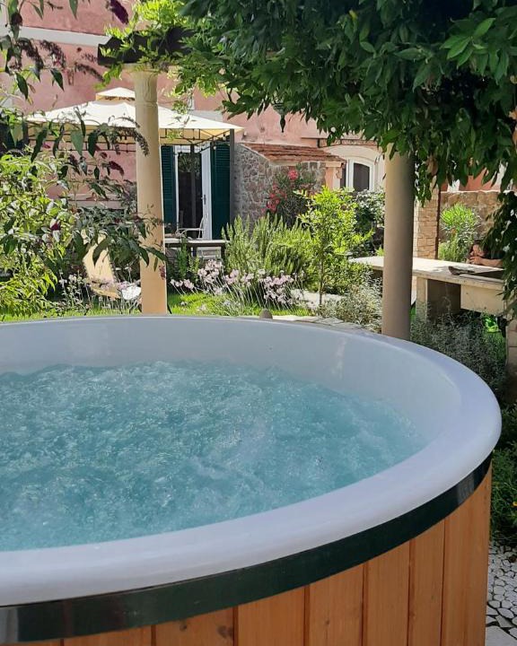 Zona XI San Vittorino Apartment | Casale Santa Maria Roma