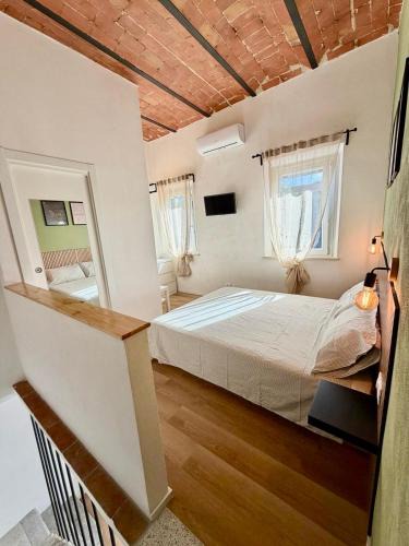 Collesalvetti Apartment | Casetta di Dodo - Charm Toscano in Centro