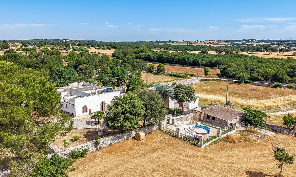 Noci Villa | Casolare Di Puglia with private Pool, Noci, Italy