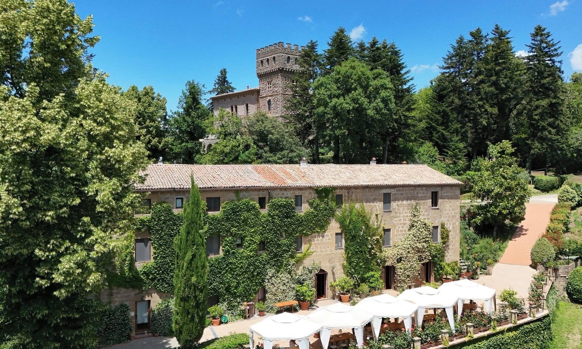 Grotte di Castro House | Castello di Santa Cristina