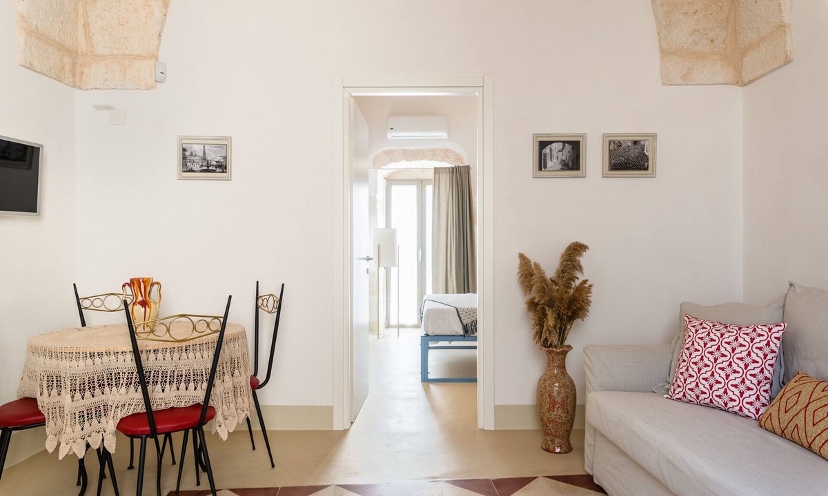 Ostuni Apartment | Cementine Traditional Suite 11 by Wonderful Italy