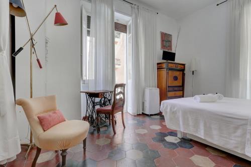 Celio Apartment | Charming Colosseum