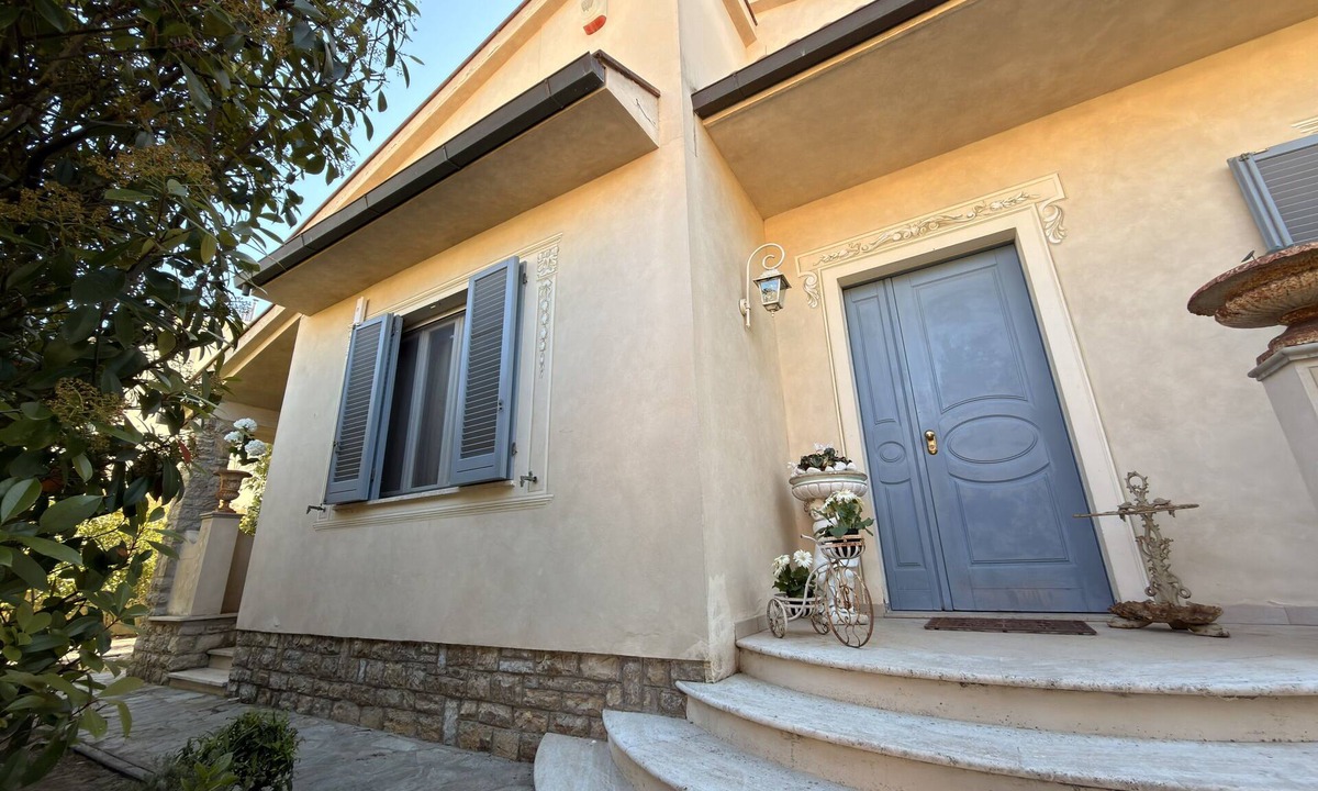 Capannoli Villa | Charming Tuscan Home - Near Pisa, Volterra & Wine Tours