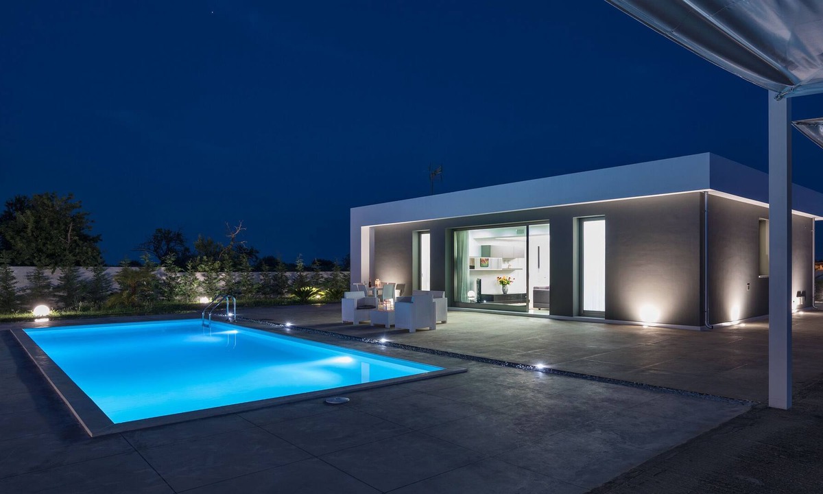 Noto Marina Villa | Chloe, Modern villa with pool, 4 km from Noto and 1 km from the beach