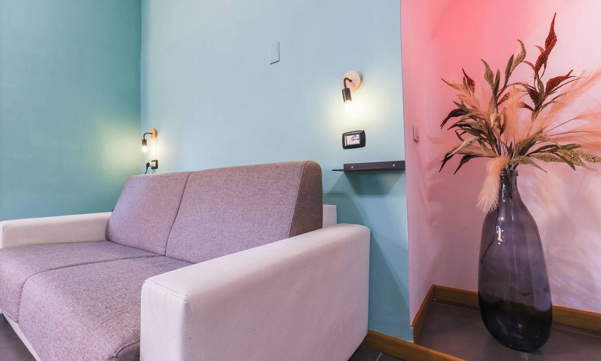 Ostiense Apartment | Classic apartment a stone's throw from the center of Rome