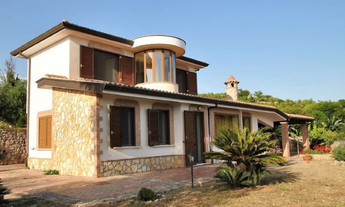 Itri House | Collina delle Stelle by Interhome
