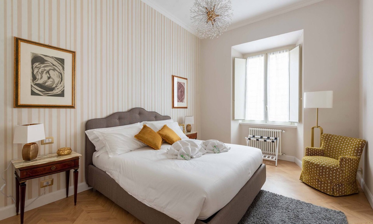 Celio Apartment | Colosseum 10steps away, Marco Aurelio Luxury House