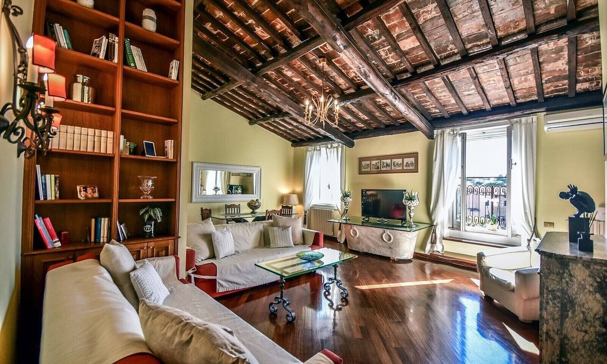 Monti Apartment | Colosseum - Penthouse Terraced for 8 persons.