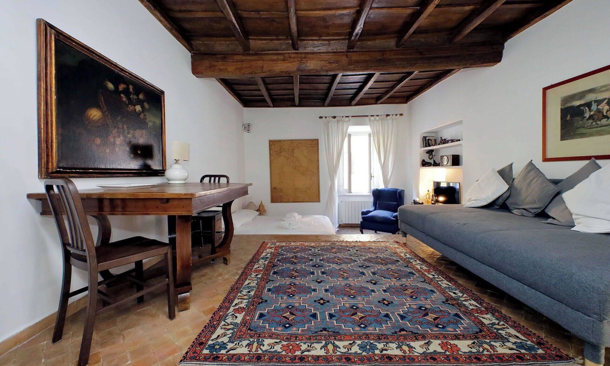 Monti Apartment | Comfortable Studio a Few Steps from the Colosseum/Metro A