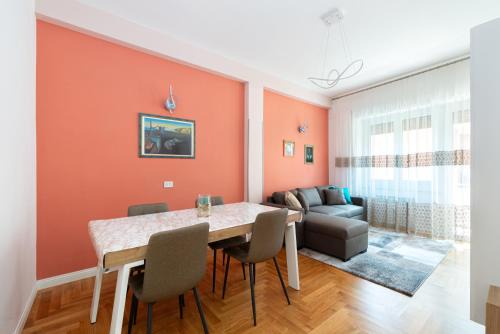 Quartiere XXXIV Lido di Ostia Levante Apartment | Coral House A Short Stroll to the Beach