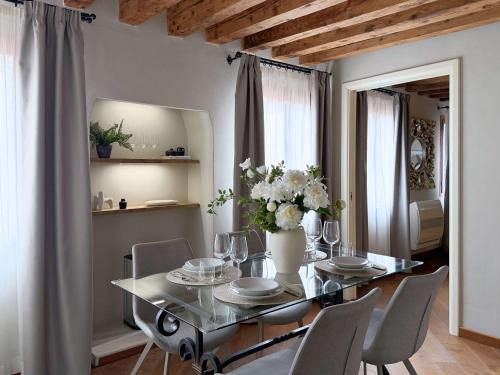 San Marco Apartment | Corte Contarina Luxury Apartment San Marco Venice