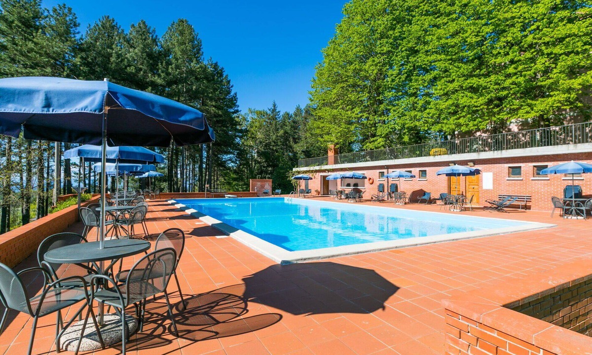 San Vivaldo Villa | Cosy apartment in villa for 4 people with WIFI, pool, TV, terrace and pets allowed