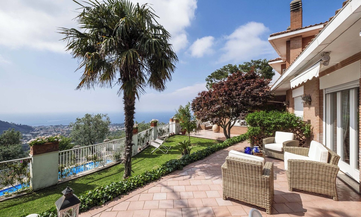 Piano di Sorrento House | Cozy 2-bedroom house in enchanting Colli di Fontanelle with AC