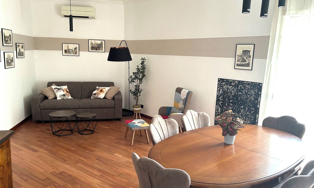 Quartiere XX Ardeatino Apartment | Cozy 2-bedroom apartment in enjoyable Roma with WiFi, AC