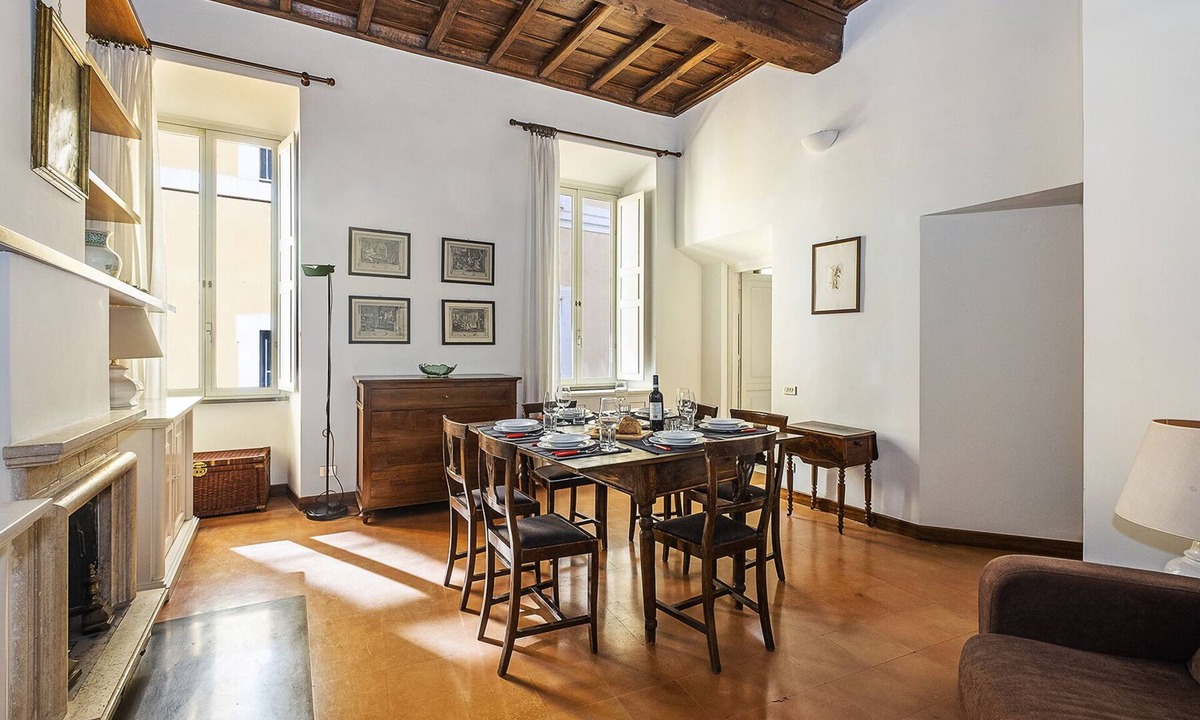 Rione II Trevi Apartment | Cozy and comfortable, Trevi Fountain. For families, max 6 guests. AC WIFI