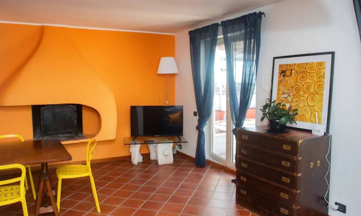 Aurelio Apartment | Cozy penthouse with lovely terrace.