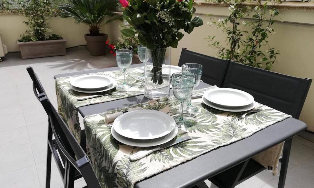 Flaminio Apartment | DELIGHTFUL FLAMINIO APARTMENT WITH TERRACE
