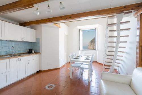 Meta Apartment | Dipintodazzurro, appartamento sul mare di Sorrento